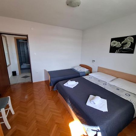Apartmani Luka Baska Voda Exterior photo