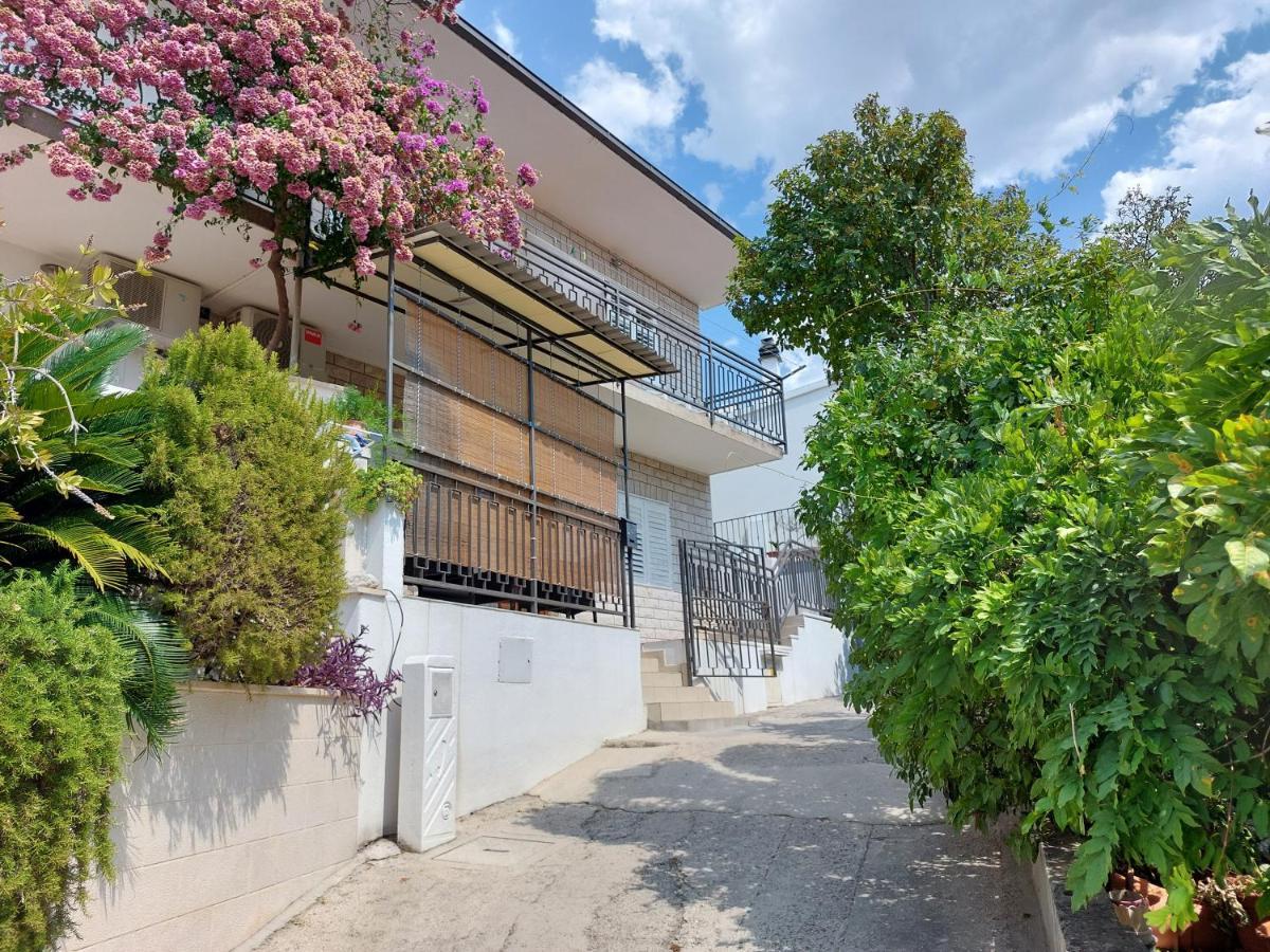 Apartmani Luka Baska Voda Exterior photo