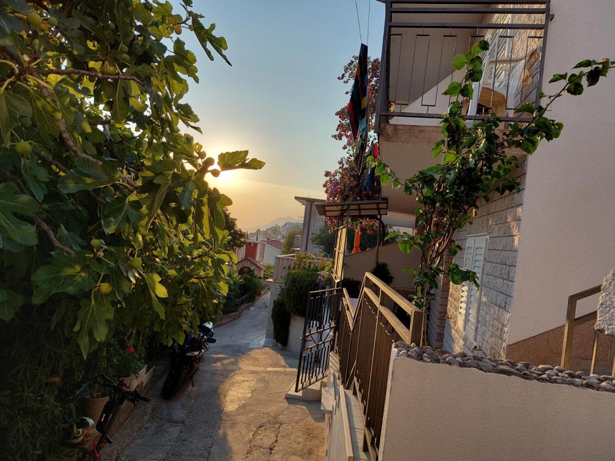 Apartmani Luka Baska Voda Exterior photo