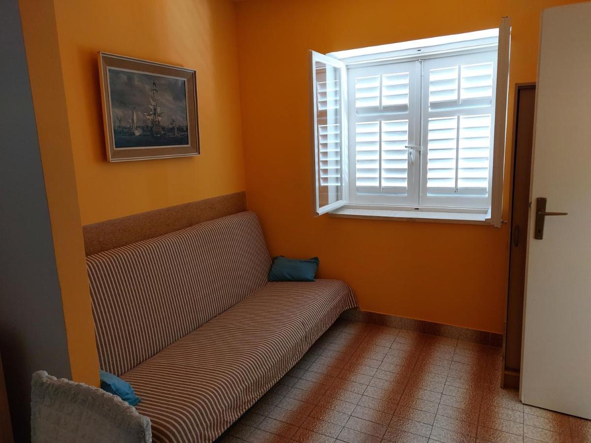 Apartmani Luka Baska Voda Exterior photo