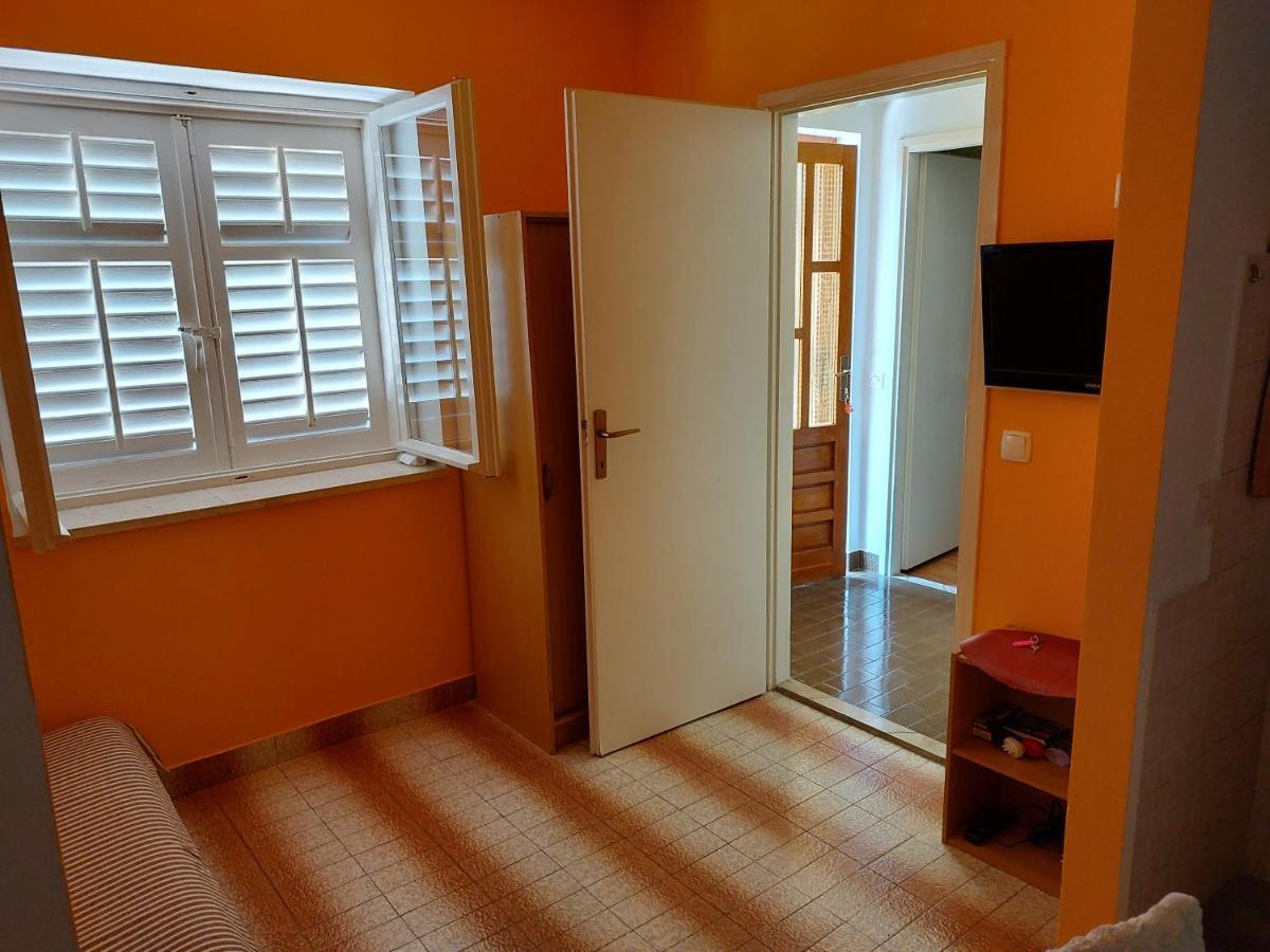 Apartmani Luka Baska Voda Exterior photo