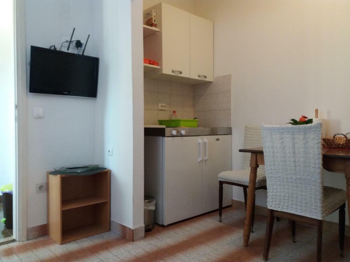 Apartmani Luka Baska Voda Exterior photo